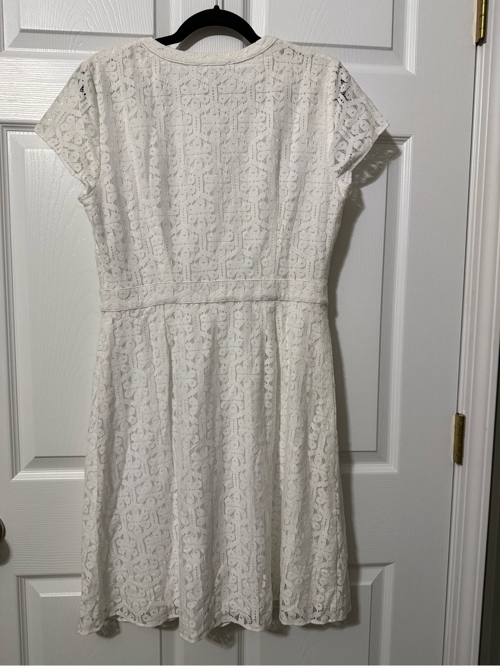 The Limited NWT Cotton Blend Eyelet Lace Button-Front Dress- 6 - Picture 8 of 9